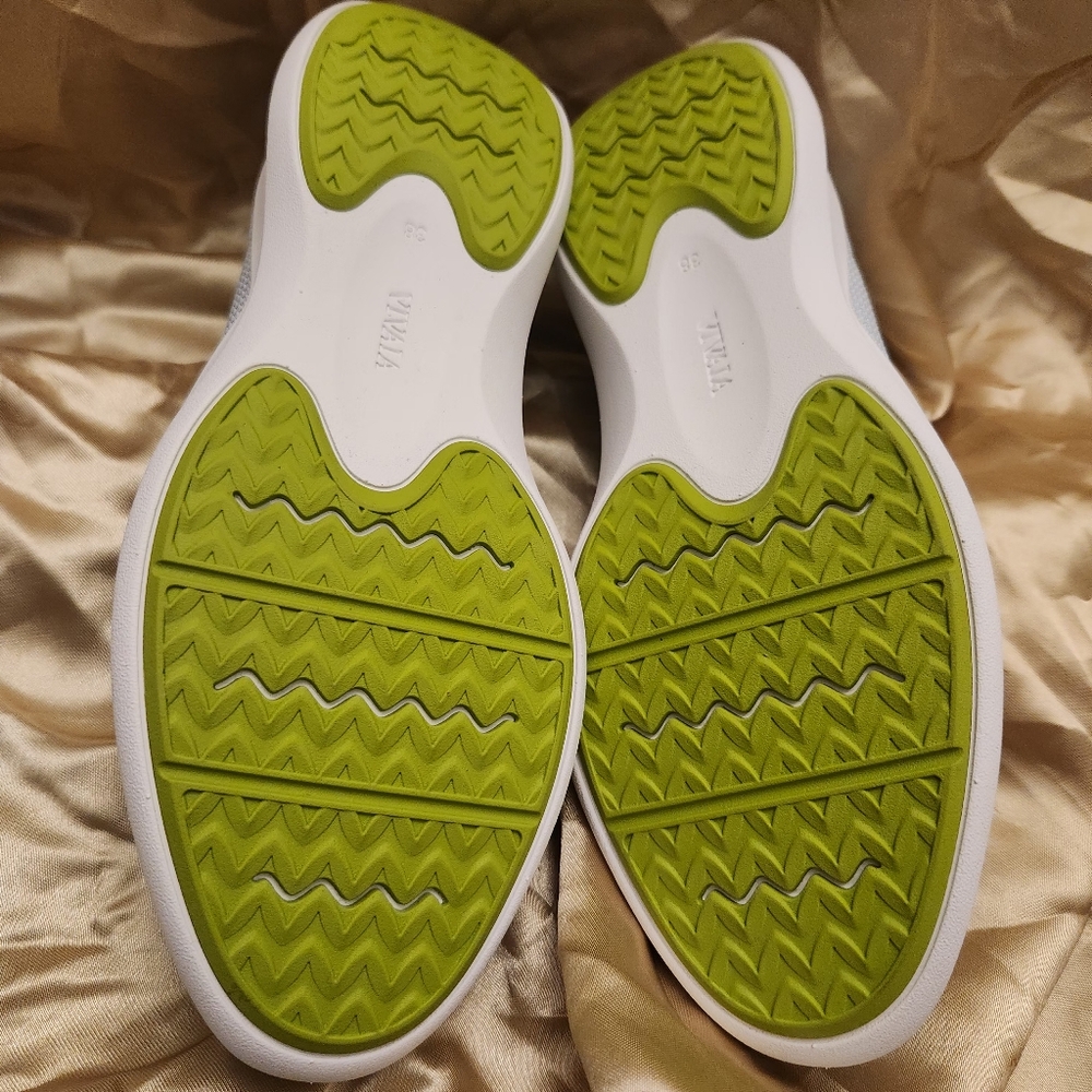 VIVAIA Green and Blue Sneakers with Knit Upper - Picture 10 of 16